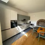 Ai Piedi Della Mole
